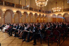 Am 1. April luden BILLA und der führende österreichische Strategie,-und Controllingberater Contrast Management-Consulting zu einem Management-Cercle ins Palais Ferstel ein.
©fotodienst/Nadine Bargad