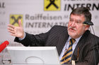 (C) fotodienst/Anna Rauchenberger - Wien 27.03.2008  - Raiffeisen International: Starkes Kundengeschäft ist Basis für ein erneutes Rekordergebnis. FOTO: Herbert Stepic (CEO Raiffeisen International)