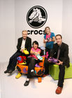 (C) fotodienst/Anna Rauchenberger - Wien 14.03.2008  - CROCS eröffnet eine neue Filiale in der Shopping City Süd in Vösendorf. FOTO: Crocs Österreich Geschäftsführer Ernst Widmann mit Familie.