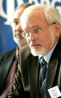 Prof. Eckehard Schöll (Tagungsleiter, Technische Universität Berlin, Institut für Theoretische Physik); Prof. Eberhard Umbach (DPG-Präsident, Vorstandsvorsitzender Forschungszentrum Karlsruhe). (C)Fotodienst/Markus Mirschel