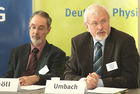 Prof. Eckehard Schöll (Tagungsleiter, Technische Universität Berlin, Institut für Theoretische Physik); Prof. Eberhard Umbach (DPG-Präsident, Vorstandsvorsitzender Forschungszentrum Karlsruhe). (C)Fotodienst/Markus Mirschel