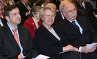 Prof. Dr. Holger Fleischer (Wirtschaftsrecht, Universität Bonn); Dr. Annette Schavan (Bundesministerin für Bildung und Forschung); Prof. Dr.-Ing. Matthias Kleiner (Präsident der Deutschen Forschungsgemeinschaft).
(C)Fotodienst/Markus Mirschel