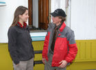 (C) Fotodienst/Anna Rauchenberger - 14.01.2008 - Wien - Im September 2007 ging das Schiff 'Berezina' auf Expedition zum gleichnamigen Fluss 'Berezina' in Weißrussland. Die Tour der 'Berezina' ist ein Experiment - Diskussionen sollen entstehen und betroffene Parteien und Unternehmen dadurch anregen, neue Technologien zu gebrauchen und brauchbar zu machen. FOTO: Ewald Vonk (Director, Fair Nature, NL) und Monique van Alphen (Biologin)