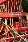 (C) Fotodienst/Anna Rauchenberger - Wien 13.07.2007 - Allianz für starke Regionen - Genussregion. Familie Sommer zählt auf ihrem Hof auf PÖTTINGER Landtechnik. PÖTTINGER ist Partner der Allianz für starke Regionen, die Landwirtschaftsminister Josef Pröll bei seiner Initiative GENUSS REGION ÖSTERREICH unterstützt. Die Allianzpartner stehen für ein regionales Produktangebot, das wiedererkennbar und wettbewerbsfähig ist.