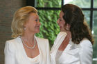 (C) fotodienst/Sigrid Chapman - München, den 06.08.2006 - Fix&Foxi Verlegerin Alexandra Kauka zusammen mit Prinzessin Yvonne von Hessen in der Philharmonie bei  Guiseppe Verdi's 