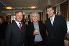 Hotel Sacher: EMI-Präsentation mit Sir Simon Rattle
Theo Lap - Vice-President of A&R and International Marketing at EMI 
Classics, Sir SIMON, Stephen Johns - EMI Director Artists & Repertoire
www.siebinger.com                                