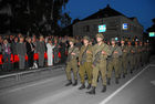 (C) fotodienst/Walter Vymyslicky - Gänserndorf, 19.05.2006 - FOTO.: Die Soldaten marschieren an den Ehrengästen vorbei