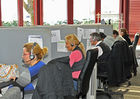 Tricall AGBlick ins Callcenter Aufnahme vom 9. Dez. 2010.Bild: Niklaus Waechter für Fotodienst
