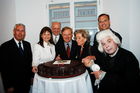 Figaros Polterabend - 50 Jahre Lions-Club
Walter Hammerschmid, Susanne Riess-Passer, Dir. Erich Marx, Präsident Dr. Gernot Zieser, Sacherchefin Elisabeth Gürtler, Vizepräs. Freimuth Teufel, Werner Friedl
www.siebinger.com                                