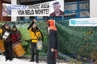 (C) fotodienst / Johannes Hloch - Wien, 6.12.2010; Am 6.12.2010 erhält der austro-brasilianische Bischof Erwin Kräutler in Stockholm aufgrund seines Einsatzes für die Rechte der Indigenen in Amazonien den Alternativ-Nobelpreis. Er wird damit auch explizit für seinen mutigen Einsatz gegen das Mega-Kraftwerk Belo Monte geehrt, für das die steirische Andritz AG die Turbinen liefern möchte. Welthaus Wien und die Dreikönigsaktion, Hilfswerk der Katholischen Jungschar, organisierten am Tag der Preisverleihung eine Solidaritätsaktion vor dem Andritz-Gebäude in Wien.