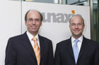 Unaxis Medienkonferenz zum Geschaeftsjahr 2005. Bild: Siegfried Lamprecht, Executive Vice President Corporate Human Resources und Konzernleitungsmitglied; Thomas P. Limberger, CEO und Vizepraesident des Verwaltungsrats, Verwaltungsratsmitglied, Unaxis Management AG