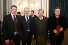 Feierliche Überreichung der Hans-Kudlich-Preise 2005. Bild v.l.: Christian Hillinger (ORF Redakteur, Preisträger), Herbert Schaden (ORF Redakteur, Preisträger), Norbert Gollinger (Landesdirektor des ORF Landesstudios Niederösterreich), Kurt Vesely (ORF Redakteur, Preisträger),  Foto: Anna Rauchenberger 