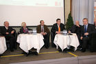 Telekom Austria AG und Österreichischer Seniorenrat: Pressekonferenz anlässlich des Symposiums: Seniorkom.at: Das Internet ist reif! Bild v.l.: Ing. Wilhelm Mohaupt (Vize-Präsident des Österreichischen Seniorenrates), Mag. Gerlinde Zehetner (ECHO Medienhaus), Mag. Herbert Schweiger (Geschäftsführung Microsoft Österreich), Mag. Martin Schmutz (Vertriebsleiter Private und Professional Consumers, Telekom Austria), Karl Blecha (Präsident des Österreichischen Seniorenrates), Martin Bredl (Leiter Corporate Communications, Telekom Austria). Foto: Anna Rauchenberger