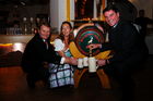 Stiegl: Bockbier-Anstich 2005
 Babsi + Dieter Kiener, LHStv. Othmar Raus
Foto: www.siebinger.com