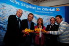 Pressekonferenz Zillertalarena
Walter Strasser, Hans Kammerlander, Petra Lemberger, Markus Strasser-Stöckl, Günther Hauser
Foto: www.siebinger.com