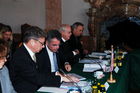 Treffen der Staatsoberhäupter
Präs. Heinz Fischer - A; Horst Köhler -D; Samuel Schmid - CH; Erbprinz Alois von und zu Liechtenstein
Foto: www.siebinger.com