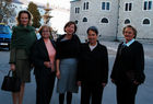 Treffen der Staatsoberhäupter
Damen-Nachmittag
Erbprinzessin Sophie, Verena Schmid (CH), Eva Köhler (D), Margit Fischer (A), Ingeborg Lovcik - Fremdenführerin
Foto: www.siebinger.com