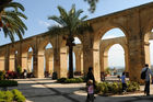 Die Arkaden der Gartenanlage Upper Baracca Garden in der Stadt Valetta
Malta: The arcades of the upper Baracca Garden in Valletta City. 
Visit: www.visitmalta.com and www.rolfmeierreisen.ch 