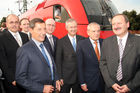 Bahnhof Mosonmagyaróvár vor ÖBB-Lok, v.l.  Gábor Dióssy (Undersecretary of  State of Economy and Transport Hungary),  Serge Tchuruk (Chairman and CEO Alcatel),  Martin Huber(Vorstandsdir. d. ÖBB-Holding AG),  Friedrich Smaxwil (Transportation Systems Siemens), Jacques Barrot (EU-Verkehrskommissar), Hubert Gorbach(Vizekanzler u. Bundesminister für Verkehr Österreich)