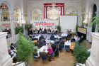 Tag des Sports, auf der Couch, v.l.: Dr. Franz Löschnak (Präsident d. Österreichischen Bundes-Sportorganisation), Mag. Karl Schweitzer (Sportsstaatssekretär), Mirna Jukic (Schwimmen), Lin Jia (Tischtennis), Victoria Max-Theurer (Dressurreiten), Dr. Erich Haas (Leiter d. Philatelie d. Österreichischen Post), Caroline Weber (Rhythmische Gymnastik), Thomas Geierspichler (Rollstuhlsport)