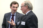 European Space Policy Institute: Kai-Uwe Schrogl (DLR, Germany, links) und Peter Jankowitsch (Ambassador ESPI Steering Commitee, Austria)