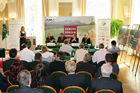 Pressekonferenz Genussregion Österreich, Grazer Burg, Weißer Saal. Vorne sitzend, von li. nach re., Ök.Rat. Gerhard Wlodkowski (Aufsichtsrats-Vorsitzender AMA Marketing GmbH), Josef Pröll (BM für Land- und Forstwirtschaft, Umwelt Wasserwirtschaft), Johann Seitinger (Agrarlandesrat Steiermark), Mag. Corinna Tinkler (Pressesprecherin -  Leiterin Unternehmenskommunikation der Billa AG)