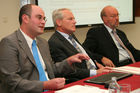 Mag. Matthias Neumüller (Projektleiter Asset Securitisation, Investkredit Bank), Dr. Rudolf Jurak (Vorsitzender d. Vorstandes, BF Edelstahl), Ing. Herbert Buhl (Mitgl. d. Vorstandes, BF Edelstahl)