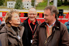 Bundesrätin und Justizministerin Eveline Widmer-Schlumpf imit dem Vorsitzenden der Geschäftsleitung der Rhätischen Bahn und dem Bündner Regierungsratspräsident Claudio Lardi an der 100 Jahr Feier der Bernina Bahn in St. Moritz. Swiss Chancellor and Minister of Justice Eveline Widmer-Schlumpf with the CEO of the Rhätische Bahn and the president of the Canton Graubünden government Claudio Lardi at the 100 year celebration of the Rhätische Bahn in St. Moritz