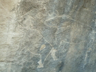 Die bis zu 30.000 Jahre alten Felszeichnungen (Petroglyphen) von Qobustan bieten einen Einblick in die Lebensweise der hier lebenden Menschen von der Jungsteinzeit bis zur Zeitenwende. Im Bild: Urzeitliche Stiere.

Die Kaukasusrepublik Aserbaidschan hat viele Highlights für Besucher zu bieten, Naturwunder wie brennende Berge und Schlammvulkane, jahrtausende alte Felszeichnungen aus der Urzeit des Menschen, antike Feuertempel und Paläste aus tausendundeiner Nacht, Nationalparks für Vogelbeobachter ebenso wie moderne Hotels an den weiten Sandstränden des Kaspischen Meeres. Jetzt will das Land auch touristisch in die Offensive gehen.