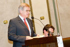 (C) fotodienst.at / Anna Rauchenberger - Wien, am 01.06.2011 - Heute lud das Wirtschaftsforum der Führungskräfte (WdF) zur jährlichen Generalversammlung ins Haus der Industrie. Im Rahmen der Veranstaltung wurden die Agenden des scheidenden Vorsitzenden an den neuen Vorsitzenden übergeben. Das WdF wurde 1979 gegründet und vertritt die Anliegen der österreichischen Führungskräfte, unter anderem als Vertreter im europäischen Dachverband Confédération Européenne des Cadres (CEC). Dem unabhängigen Verein gehören bundesweit knapp 2.800 ManagerInnen an. FOTO: Dr. Paul Jankowitsch, scheidender Vorsitzender des WdF