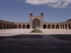 © Fotodienst/Wilfried Seywald: Die Nasir al-Mulk bzw. Nasirolmolk-Moschee zählt zu den bedeutendsten Bauwerken der alten Perserstadt Schiraz.