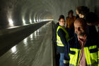 (C)fotodienst/Anna Rauchenberger -  Wien, am 28.06.2010 -  Die Kapsch CarrierCom stattet die ÖBB mit digitalem Zugfunk aus (GSM-R). Nach verschienen Pilotstrecken wurde nun auch die mit dem Lainzertunnel verbundene Weichenhalle Purkersdorf mit digitalem Zugfunk modernisiert.