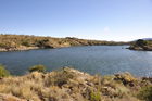 Prächtige Aussicht, stilvolle Bungalows und Schweizer Service-Qualität. zeichnen das Lake Oanob Resort in Rehoboth, Namibia aus. Nur 100 km ausserhalb von Windhoek gelegen, sind auch viele Windhoeker hier anzutreffen.