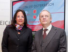 (c) fotodienst / Anna Rauchenberger - Wien, am 01.06.2010 -  Bei einer Pressekonferenz im Bundeskanzleramt wurde heute der erste E-Government Browser Österreichs vorgestellt. Die Initiative von Digitales Österreich mit Unterstützung von Microsoft Österreich soll in Zukunft allen ÖsterreicherInnen ihre E-Government Anwendungen erleichtern: Egal ob Rechtsauskunft, Lohnsteuerausgleich oder Sicherheitsinformationen. FOTO v.l.: Petra Jenner, Geschäftsführerin, Microsoft Österreich, Manfred Matzka, Sektionschef Sektion I, Bundeskanzleramt