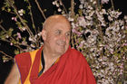 Ven. Matthieu Ricard an der Mind & Life Konferenz im Zürcher KOngr4esshaus mit dem Dalai Lama teil. 