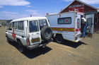 Die Rot Kreuz-Ambulanzen sind im Dauereinsatz um die Opfer des südafrikanischen Bürgerkriegs zwischen ANC- und IFP-Anhängern zu betreuen und bergen.