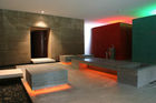 Die illuminierte Sauna des Luxushotels Waldhaus in Flims. Illuminatred steambath of the luxury Hotel Waldhaus in Flims