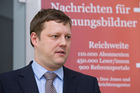 (c) fotodienst / Anna Rauchenberger - Wien, am 09.12.2009 - Gemeinsam mit Dow Jones lud die Nachrichtenagentur pressetext Investor Relations Profis heute, Mittwoch, zur zweiten Präsentation ihres neuen Adhoc-Dienstes. Börsenotierte Unternehmen und Emittenten können seit kurzem Pflichtmitteilungen über pressetext.adhoc verschicken und das völlig kostenfrei. FOTO: Michael Tallai von Dow Jones Newswires aus Frankfurt