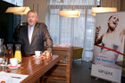© fotodienst/Katharina Schiffl - Wien 04.12.2009 - Kick-offPRESSEFRÜHSTÜCKzur Unternehmensgründung SANOXX - Geschäftsführer der SANOXX GmbH Walter Schuster