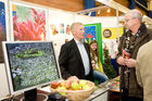 (c) fotodienst / Anna Rauchenberger - Wien, am 28.11.2009 - Heute öffnete die sechste Wiener Kleingartenmesse in der Stadthalle ihre Pforten. Präsentiert wurden Produkte, Ideen und Systeme rund um das Thema Bauen, Wohnen und Freizeit im Kleingarten. Weiters konnten Fachvorträge zu Gartengestaltung, Nachbarschaftsrecht, Förderungen und Sicherheit besucht werden.