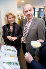 (c) fotodienst / Anna Rauchenberger - Wien, am 25.11.2009 - 'The Culinary World of Vienna International Hotels & Resorts' heißt der soeben im Eigenverlag erschienene kulinarische Bildband in der zweiten Auflage der Hotelgruppe Vienna International. Wie eine Reise durch Europa lesen sich die 108 Rezepte, die auf 384 Seiten und darüber hinaus noch in sechs Sprachen präsentiert werden.