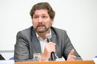 (c) fotodienst / Anna Rauchenberger - Wien, am 19.11.2009 - Heute fand im Wiener Krankenanstaltenverbund eine Podiumsdiskussion zum Thema E-Medikation statt. FOTO: Dr. Robert Hawliczek, Österr. Ärztekammer