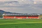 Solarkraftwerk auf dem Dach der Tribune des Sportstadions in St. Gallen von Ernst Schär
