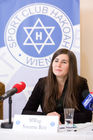 (c) fotodienst / Anna Rauchenberger - Wien, am 06.11.2009 - Der jüdische Traditionsclub 'S.C. HAKOAH', vor dem Zweiten Weltkrieg mitgliederstärkster Allround-Sportverein der Welt, feiert sein 100-jähriges Bestehen. In seiner Geschichte spiegelt sich nicht nur Wiener Sportgeschichte, sondern auch die Geschichte der Jüdischen Gemeinde Wiens im 20. Jahrhundert. Das Jubiläum wird mit einer Gala-Veranstaltung im neuen Sport & Freizeitzentrum begangen. Im Pressegespräch wird u.a. das neue Buch '100 Jahre HAKOAH 1909-2009' präsentiert. FOTO: MMag. Susanne Helene Betz, Mitherausgeberin '100 Jahre HAKOAH'