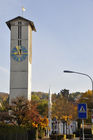 Die Mahmud-Moschee in Zürich-Balgrist gleich gegenüber (hinter) der reformierten Kirche gab noch nie Anlass zu Kritik. Mit der Minarett-Verbotsinitiative der SVP werde der Religionsfrieden in der Schweiz gefährdet, sagt Justizministerin Eveline Widmer Schlumpf