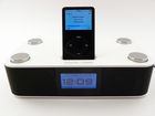 Die legendäre LUNA Musikanlage/Dockingstation wurde speziell für die iPod-/iPhone Generation entwickelt und designed. Sie ist ein international viel gerühmtes Klangwunder im schicken Kompaktformat.