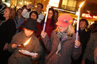 © fotodienst/Katharina Schiffl - Wien 02.10.2009 - 140 Fackeln - Anlässlich des 140. Geburtstags von Mahatma Ghandi und Start des weltweiten Marsches für Frieden und Gewaltfreiheit organisiert die österreichische Organisation 