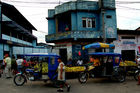 Peru, Amazonas-Departement Loreto, Stadt Iquitos, Strassenhandel, Markt, Personen, Verkauf, Handel, Armut, Früchte, Gemüse, Verkehr,

Peru, Amazonas-Department Loreto, Iquitos-City, Streetmarket, Trade, People, Nutrition, Food, Poverty, vegetable; fruits; poverty; traffic
