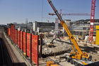 Auf dem Maag-Areal in Zürich wurde der Grundstein für den Bau des Geschäftsgebäudes Platform gelegt. Der Neubau, den die Swiss Prime Site AG realisiert, wird im Frühjahr 2011 durch 1.000 Mitarbeiter von Ernst & Young bezogen werden können und bildet das horizontale Gegenstück zum Prime Tower.