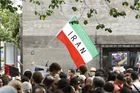 Berlin,den 05.07.2009
Demonstration gegen die Wahlen im Iran
Foto: Teilnehmer einer Demonstration gegen das Regime,
den Ausgang der Wahlen und die damit verbundenen Menschenrechtsverletzungen im Iran. |
Berlin, 05.07.2009 
Demonstration against the elections in Iran 
Photo: Participants in a demonstration against the regime, 
the outcome of the elections and the associated human rights violations in Iran.
Copyright by: GMC Photopress, CH-8032 ZUERICH, Postfach 1676, Gerd Mueller, Tel.: 0041 44 383 93 64, Fax.: 0041 44 383 93 66, Mail.: gmc@gmc.ch